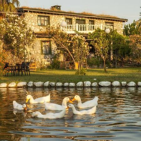Otantik Tas Ev Bed & Breakfast Dalaman Ngoại thất bức ảnh