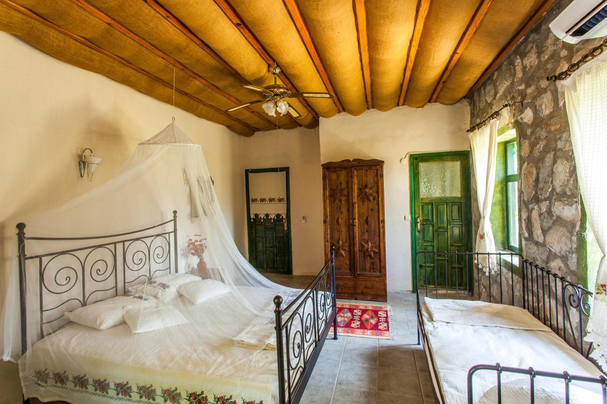 Otantik Tas Ev Bed & Breakfast Dalaman Ngoại thất bức ảnh