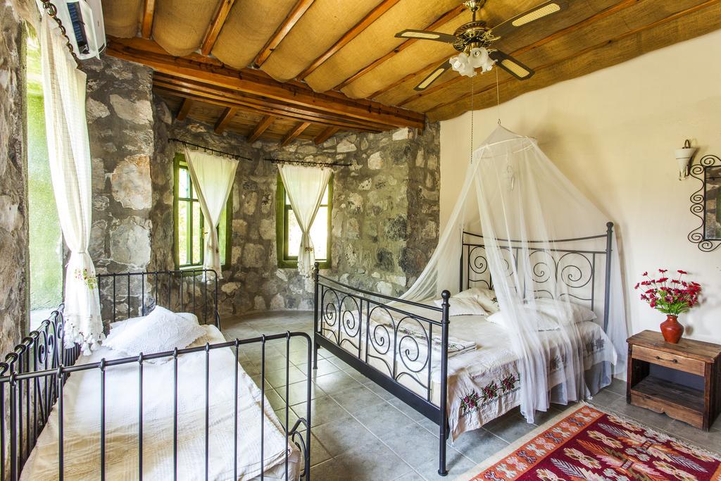 Otantik Tas Ev Bed & Breakfast Dalaman Ngoại thất bức ảnh